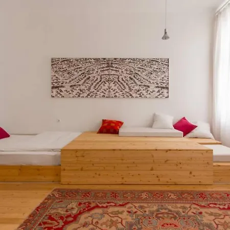 Easy Living In Center +free Parking * Lublaň
